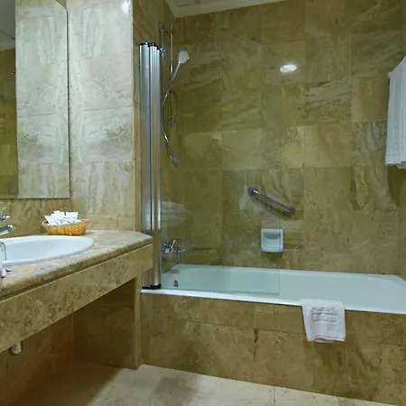 Don Curro Hotel 3*