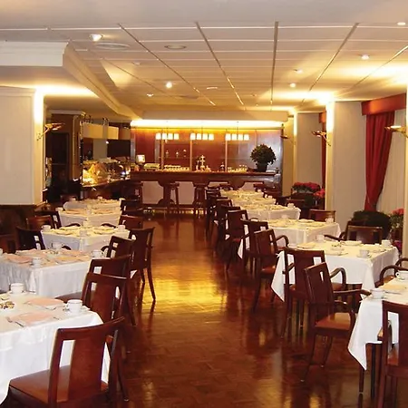 Don Curro Otel 3*