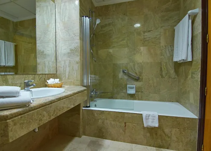 Don Curro Hotel 3*