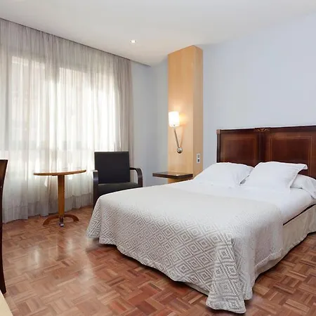 Hotel Don Curro