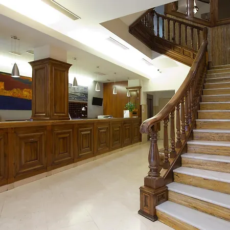 Don Curro Hotel