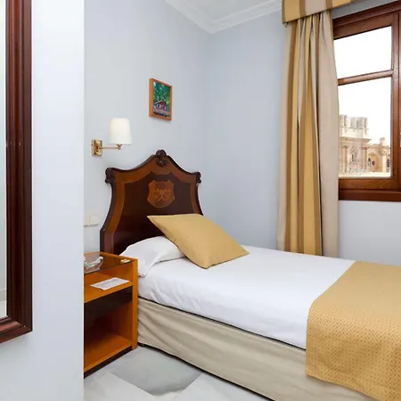 Hotel Don Curro