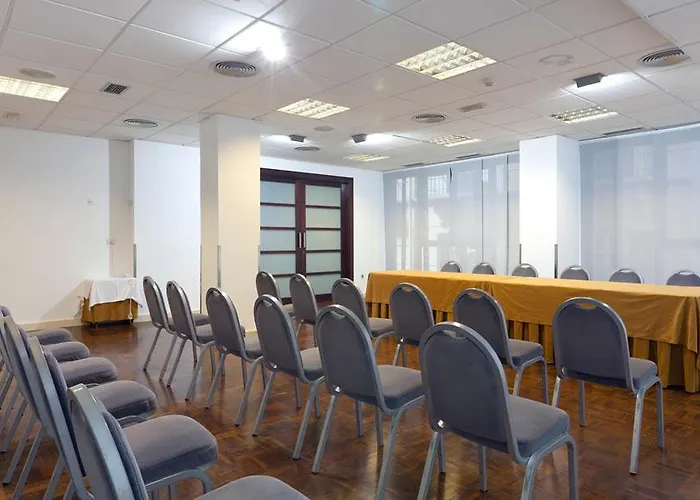 邓卡罗酒店 酒店 3*