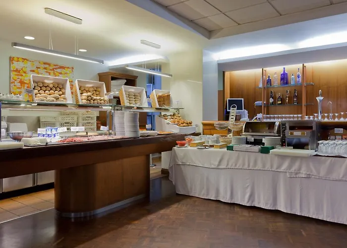 邓卡罗酒店 酒店