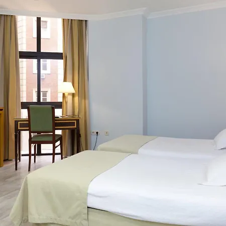 Don Curro Hotel 3*